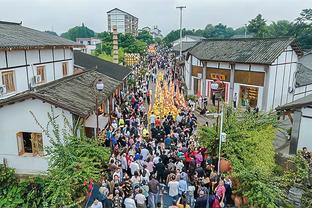 防守在线但手感不佳！亚历山大13中5拿下20分7板4助4断2帽